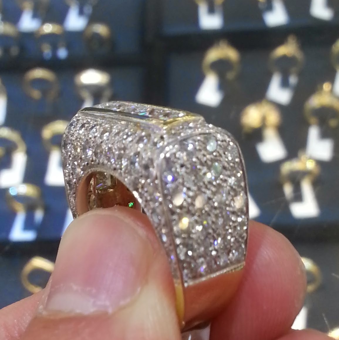 Photo of Star Diamonds in Woodbridge City, New Jersey, United States - 1 Picture of Point of interest, Establishment, Store, Jewelry store