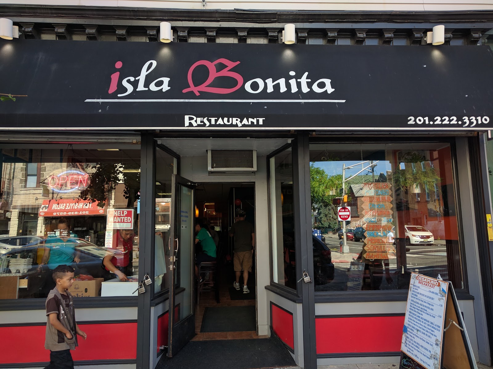 Photo of Isla Bonita in Jersey City, New Jersey, United States - 2 Picture of Restaurant, Food, Point of interest, Establishment