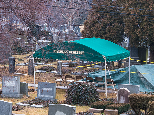 Photo of Riverside Cemetery in Saddle Brook City, New Jersey, United States - 7 Picture of Point of interest, Establishment, Cemetery