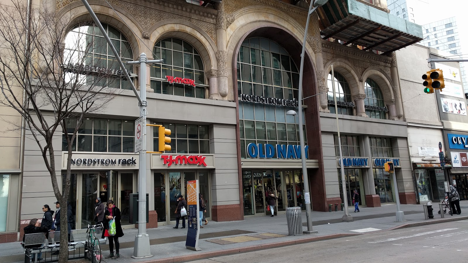 Photo of Old Navy in Brooklyn City, New York, United States - 1 Picture of Point of interest, Establishment, Store, Clothing store