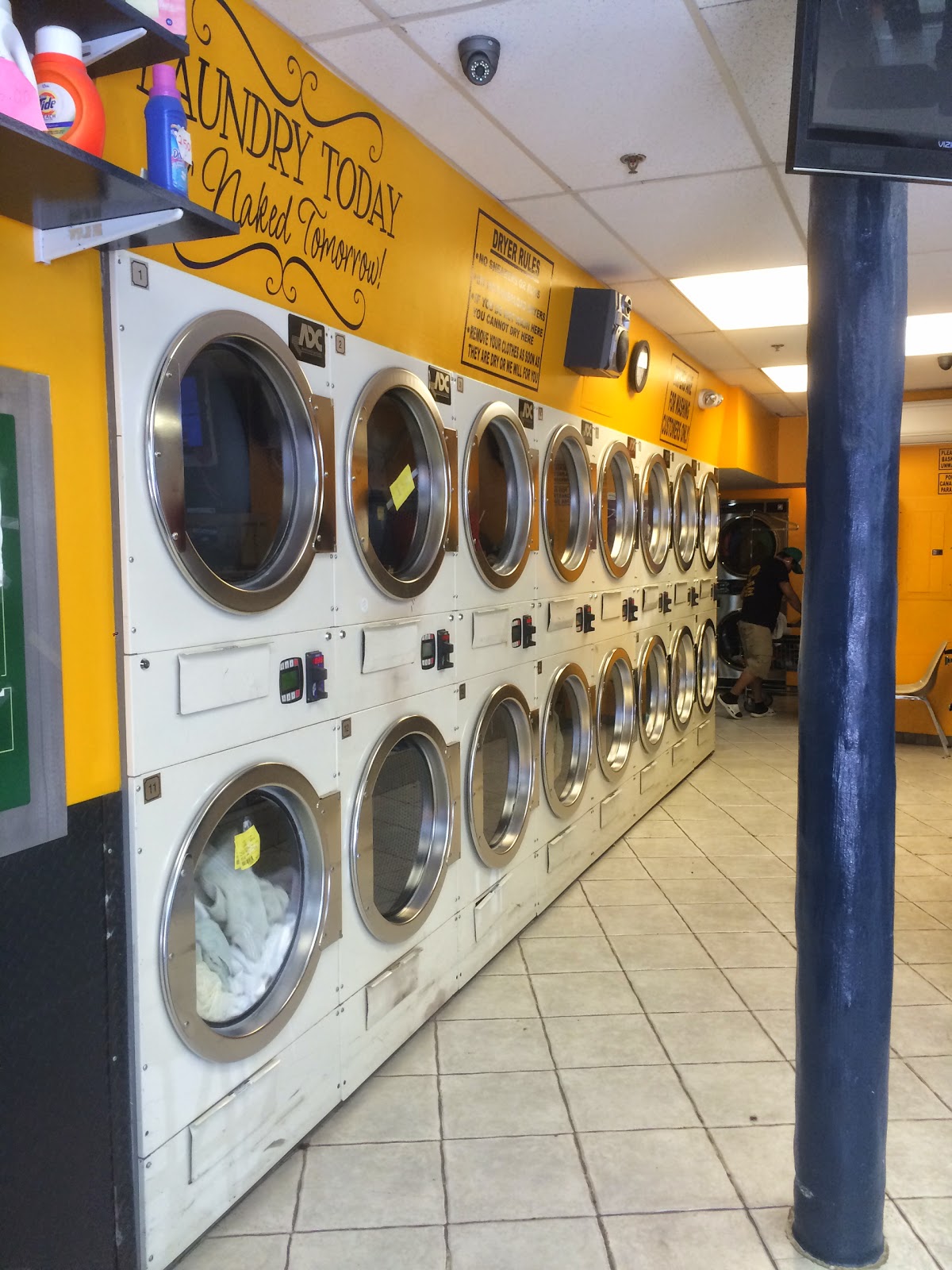 Photo of Express 1 Laundromat in New York City, New York, United States - 4 Picture of Point of interest, Establishment, Laundry
