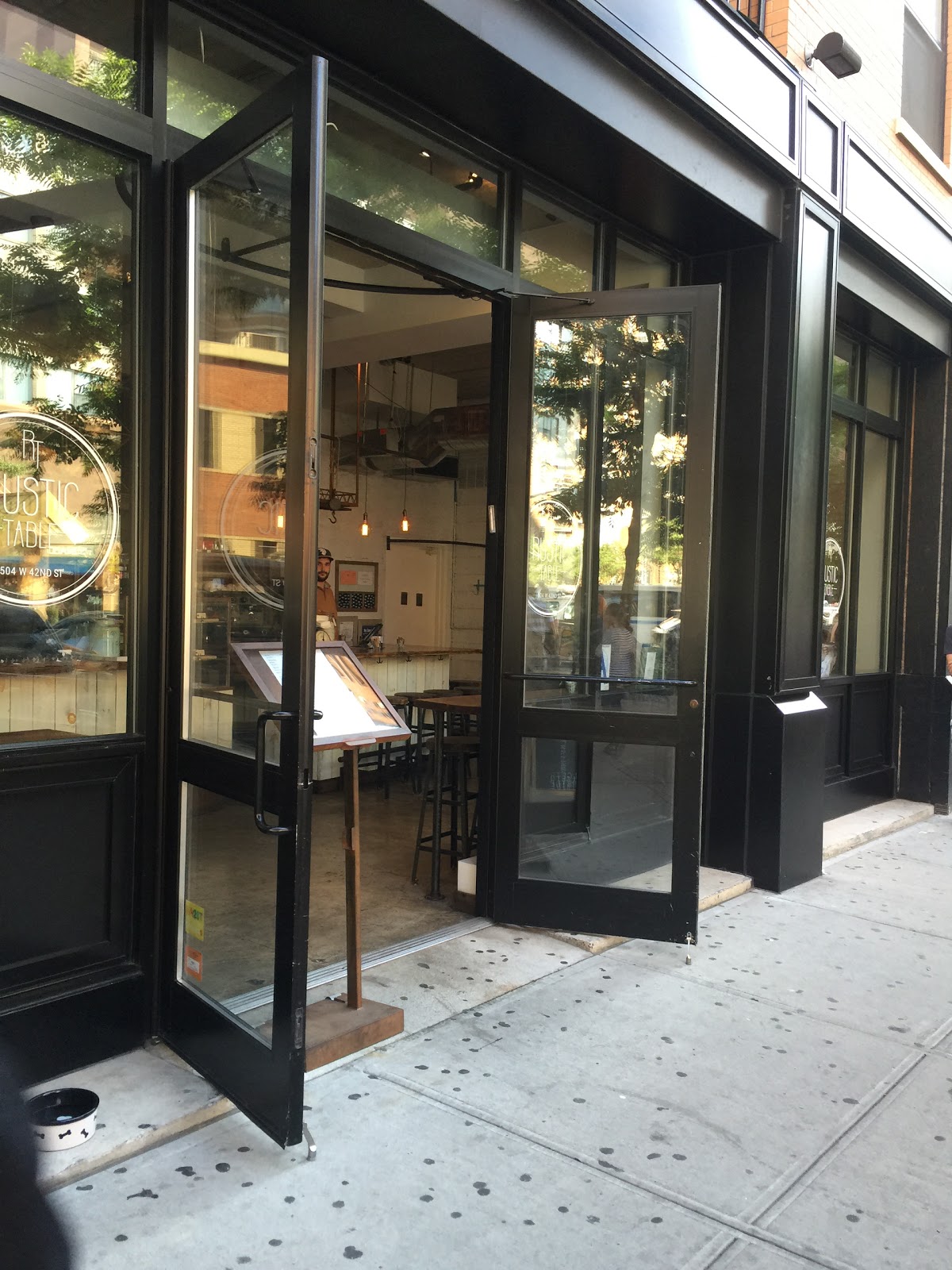 Photo of Rustic Table in New York City, New York, United States - 5 Picture of Restaurant, Food, Point of interest, Establishment, Store, Bakery