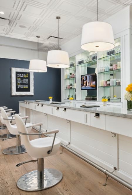 Photo of Drybar Roslyn Heights in Roslyn Heights City, New York, United States - 1 Picture of Point of interest, Establishment, Beauty salon, Hair care