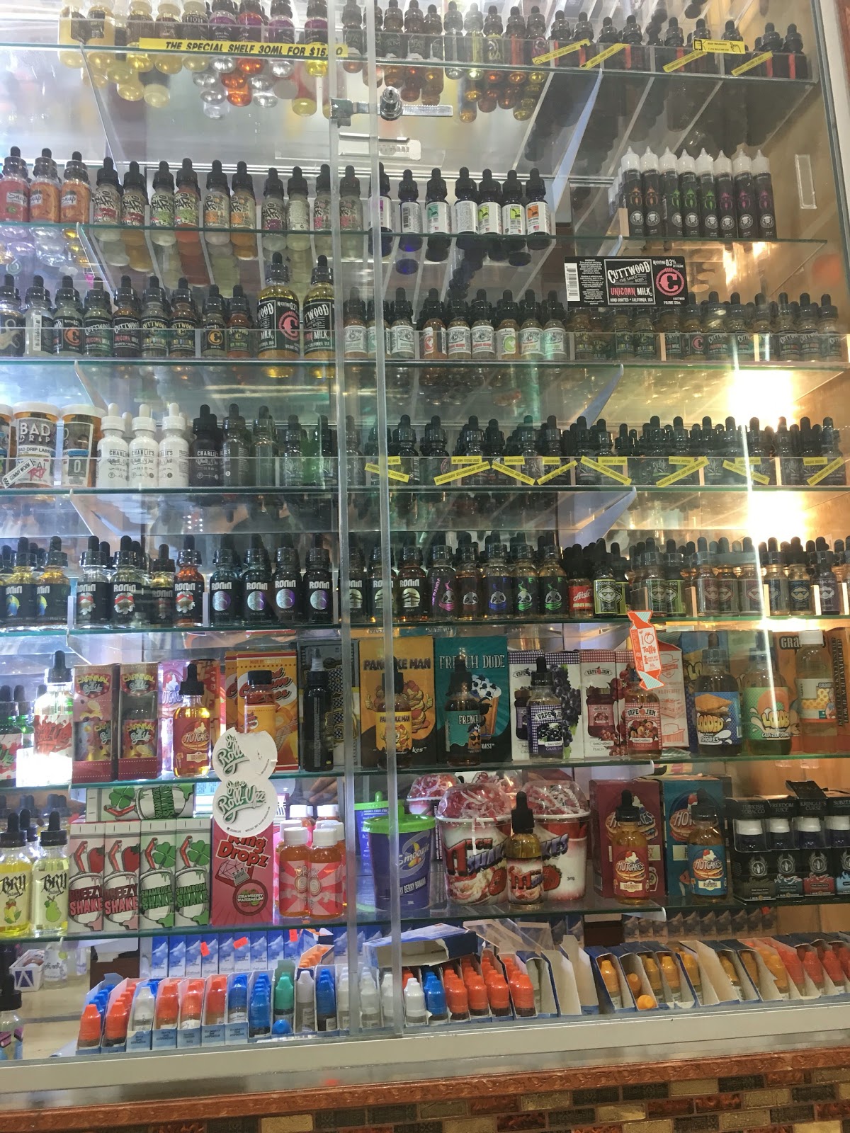 Photo of La hookah smoke shop in New York City, New York, United States - 2 Picture of Point of interest, Establishment, Store