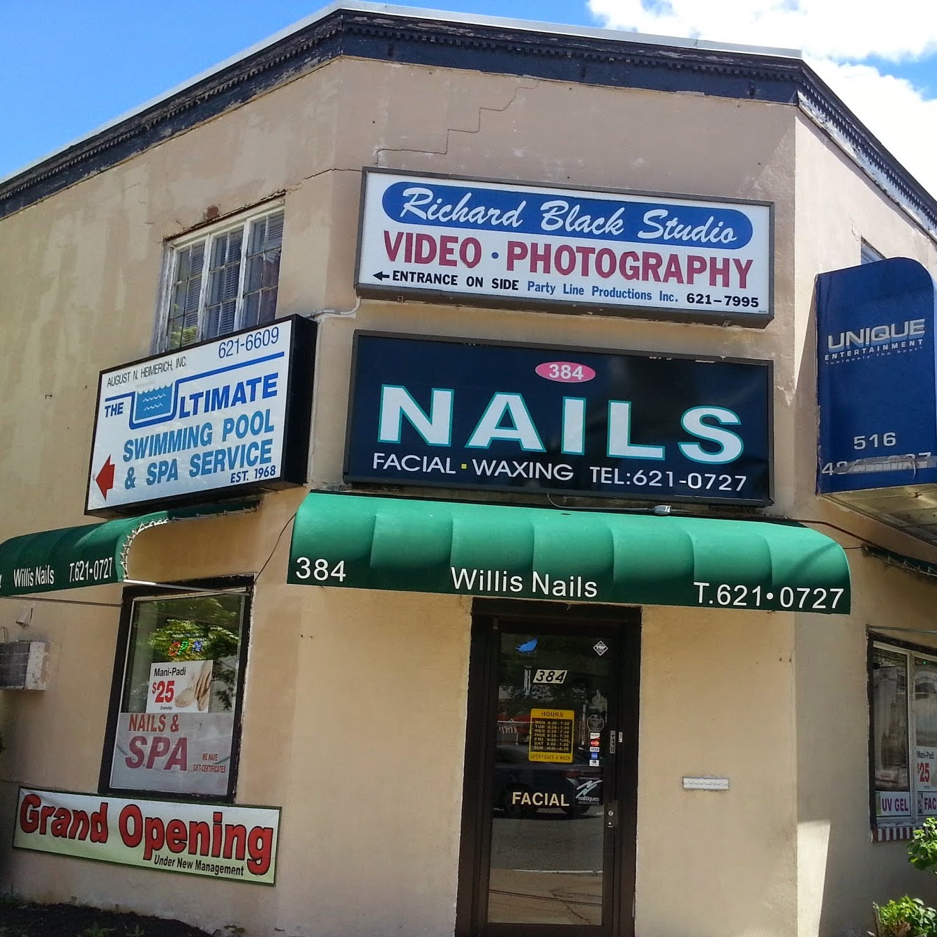 Photo of Willis Nails & Spa in Roslyn Heights City, New York, United States - 4 Picture of Point of interest, Establishment, Beauty salon, Hair care