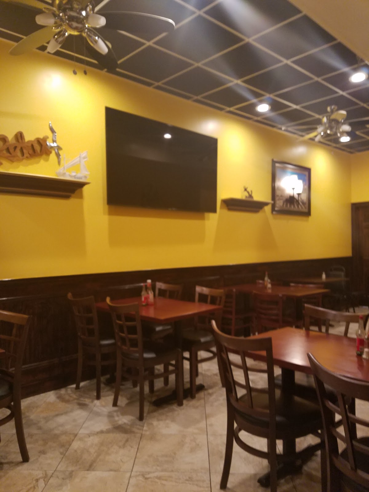 Photo of Restaurante San Martin 2 in North Bergen City, New Jersey, United States - 1 Picture of Restaurant, Food, Point of interest, Establishment