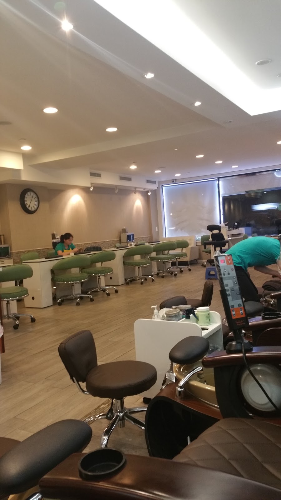 Photo of Vivian Joy Nail Spa in Queens City, New York, United States - 1 Picture of Point of interest, Establishment, Beauty salon, Hair care