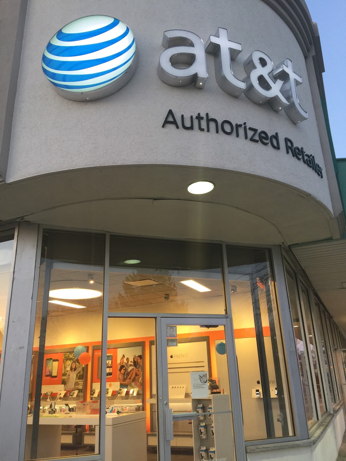 Photo of AT&T Authorized Retailer in Glen Oaks City, New York, United States - 5 Picture of Point of interest, Establishment, Store