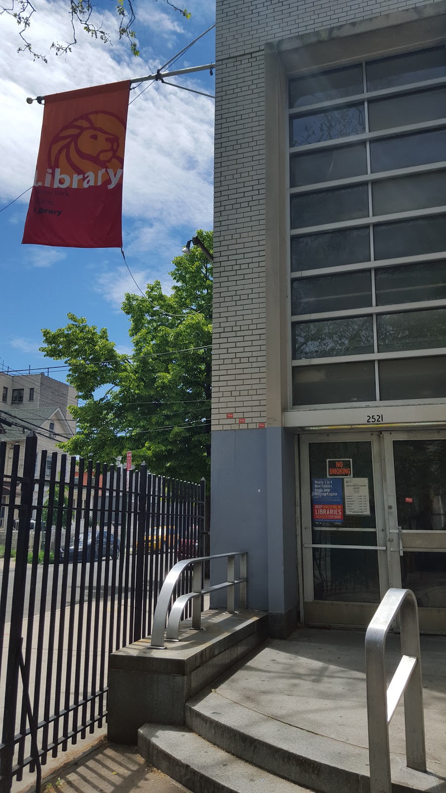 Photo of New York Public Library - Westchester Square Branch in Bronx City, New York, United States - 1 Picture of Point of interest, Establishment, Library