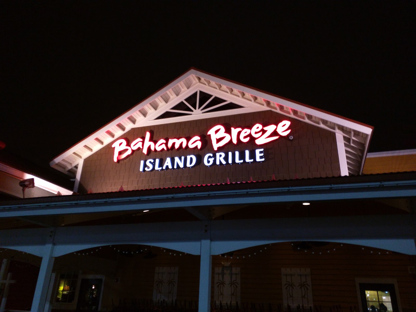 Photo of Bahama Breeze in Woodbridge Township City, New Jersey, United States - 1 Picture of Restaurant, Food, Point of interest, Establishment