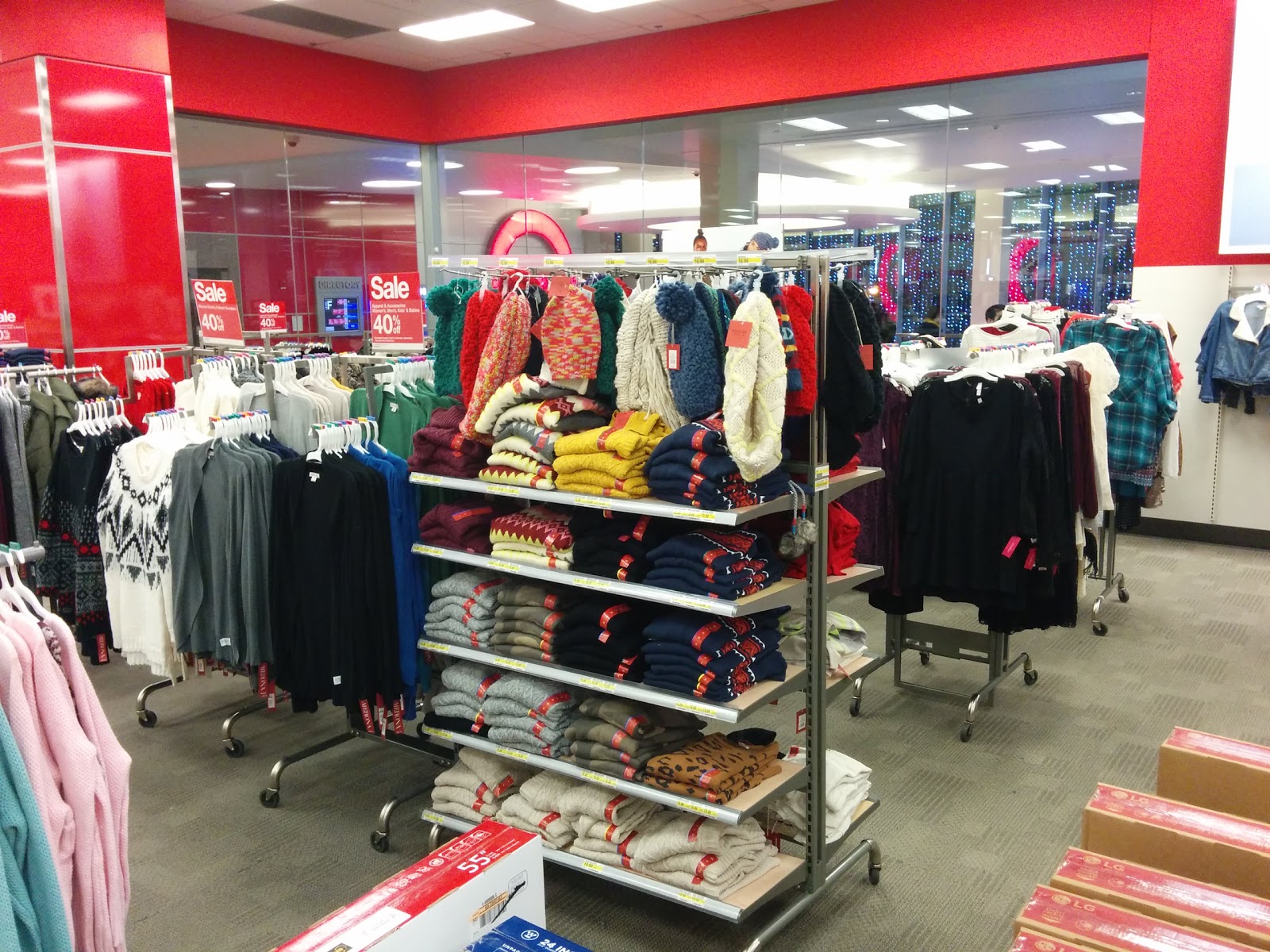 Photo of Target in Flushing City, New York, United States - 2 Picture of Point of interest, Establishment, Store, Home goods store, Clothing store, Electronics store, Furniture store, Department store