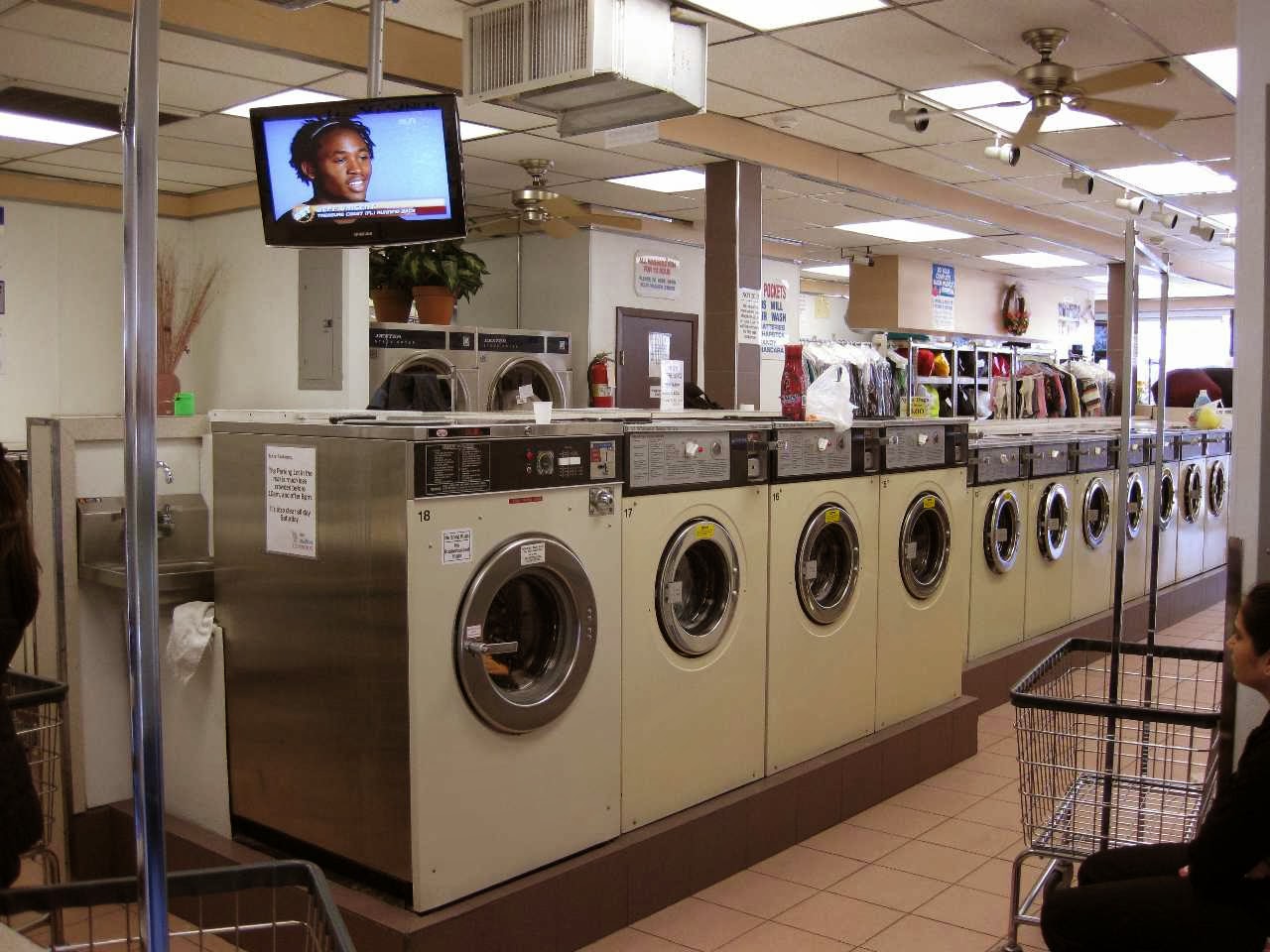 Photo of Mr Machine Laundromat in Flushing City, New York, United States - 4 Picture of Point of interest, Establishment, Store, Home goods store, Laundry