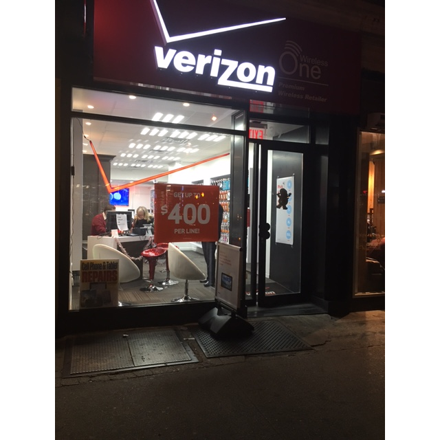 Photo of Verizon in New York City, New York, United States - 8 Picture of Point of interest, Establishment, Store