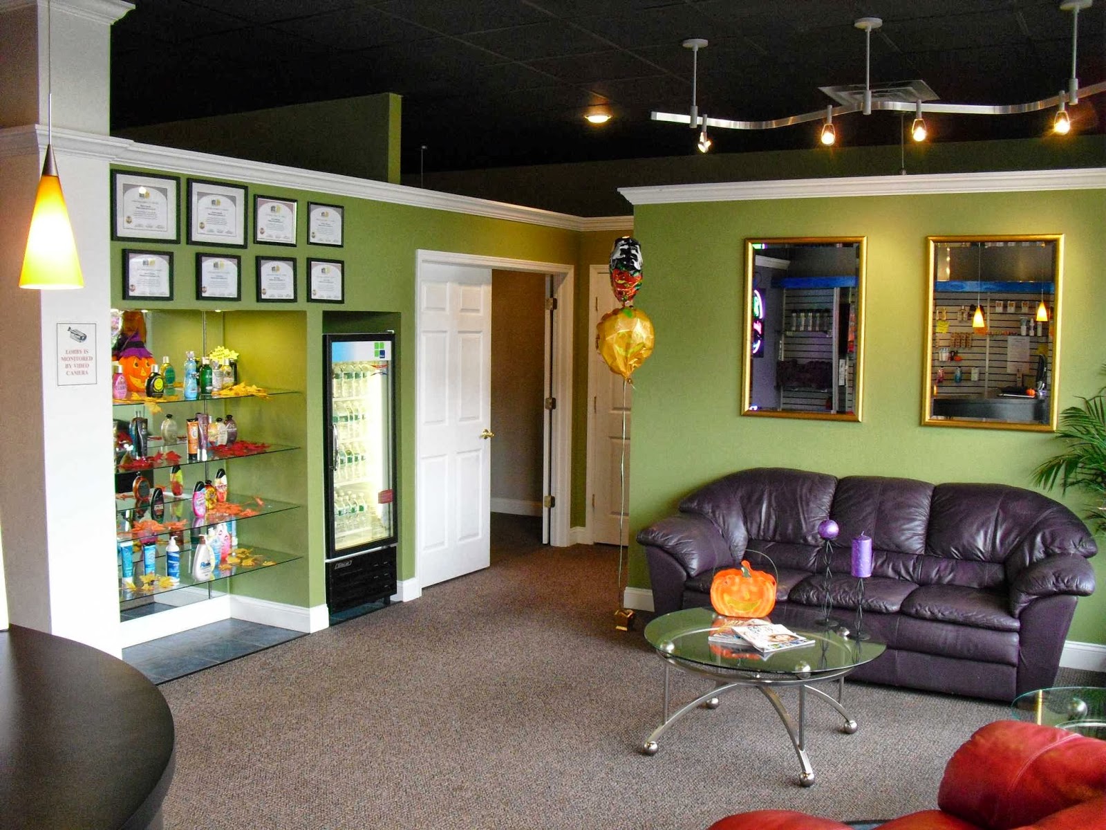 Photo of Bahama Beach Tanning Salon in Kenilworth City, New Jersey, United States - 2 Picture of Point of interest, Establishment, Spa