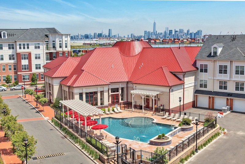 Photo of Harbor Pointe Apartments in Bayonne City, New Jersey, United States - 1 Picture of Point of interest, Establishment