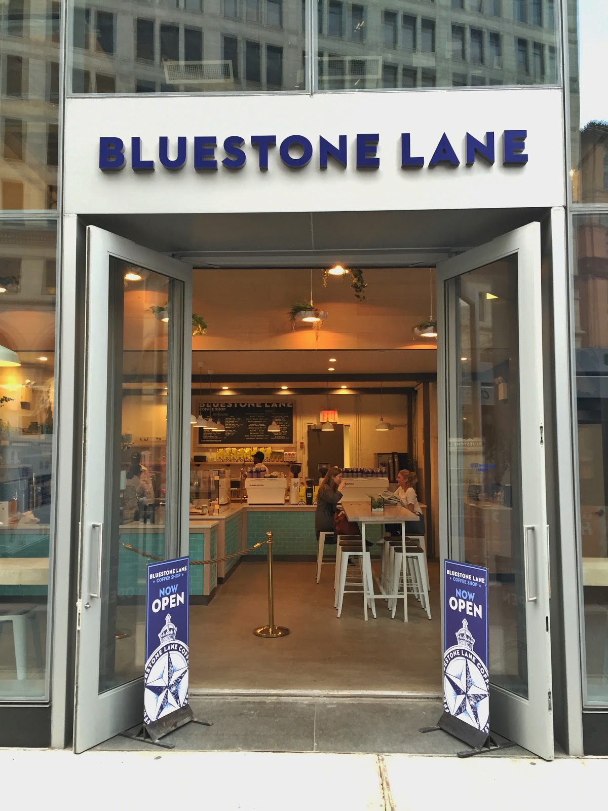 Photo of Bluestone Lane in New York City, New York, United States - 3 Picture of Restaurant, Food, Point of interest, Establishment, Store, Cafe