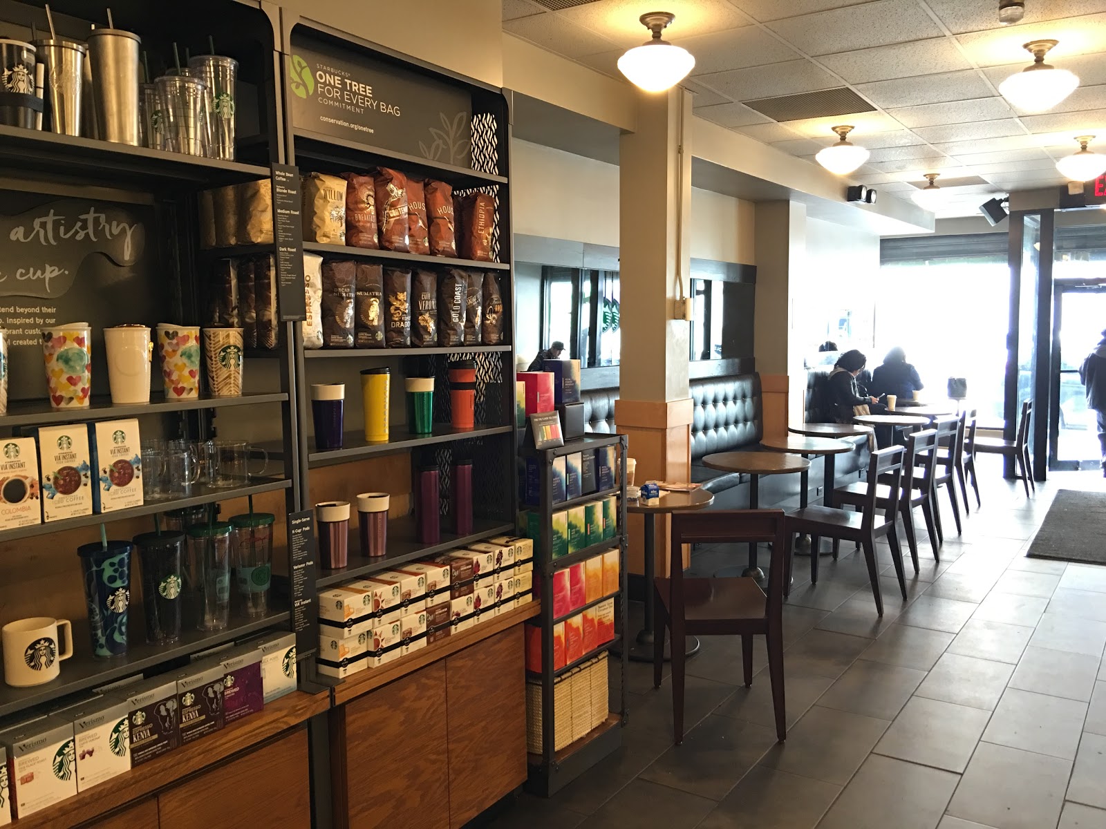 Photo of Starbucks in Queens City, New York, United States - 1 Picture of Food, Point of interest, Establishment, Store, Cafe