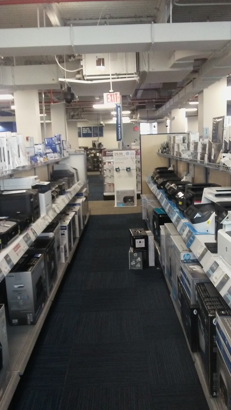 Photo of Best Buy in Bronx City, New York, United States - 9 Picture of Point of interest, Establishment, Store, Home goods store, Electronics store