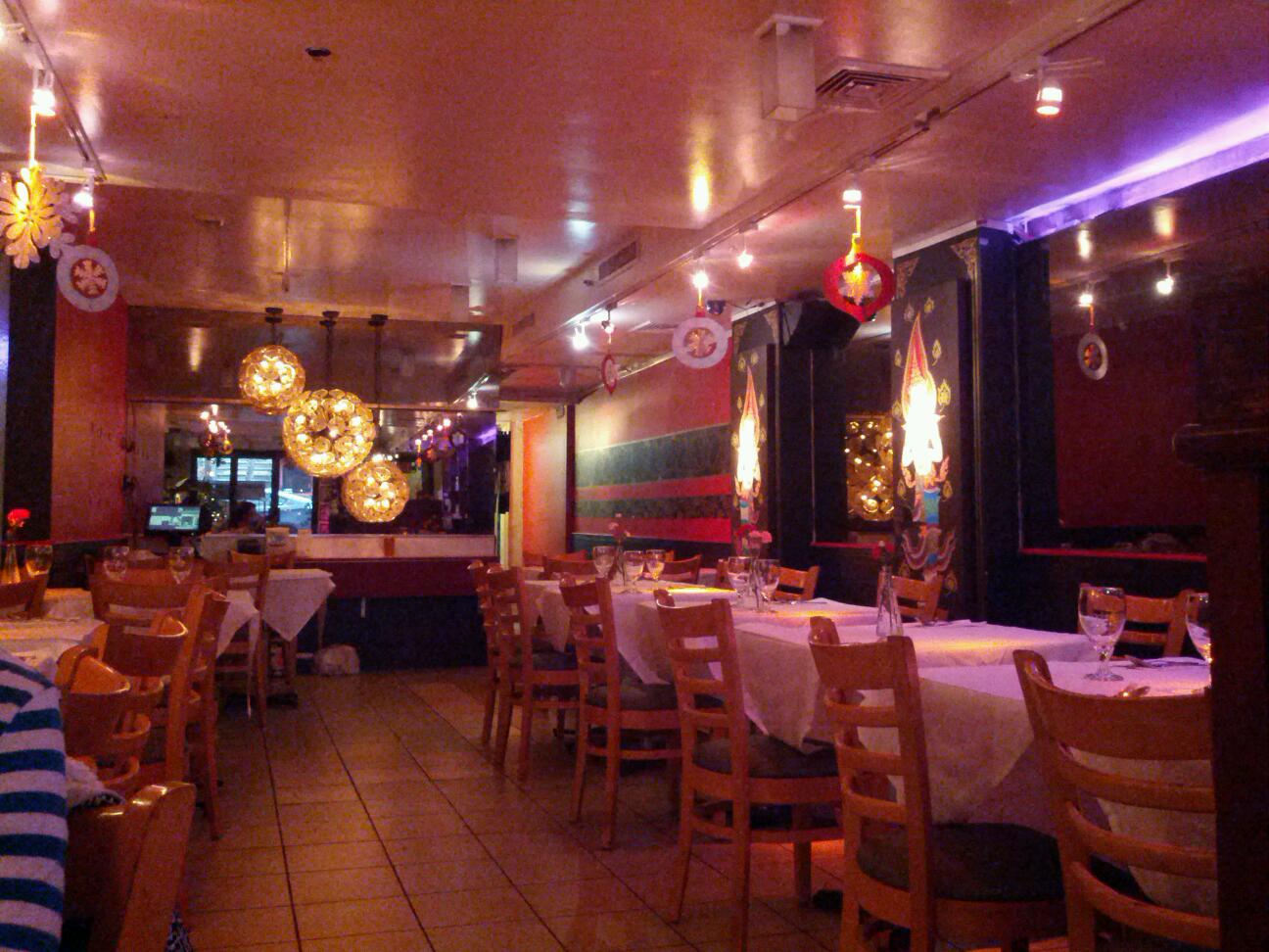 Photo of Bangkok House in New York City, New York, United States - 1 Picture of Restaurant, Food, Point of interest, Establishment, Bar
