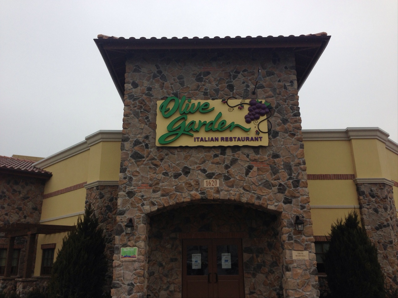 Photo of Olive Garden in Paramus City, New Jersey, United States - 1 Picture of Restaurant, Food, Point of interest, Establishment, Meal takeaway