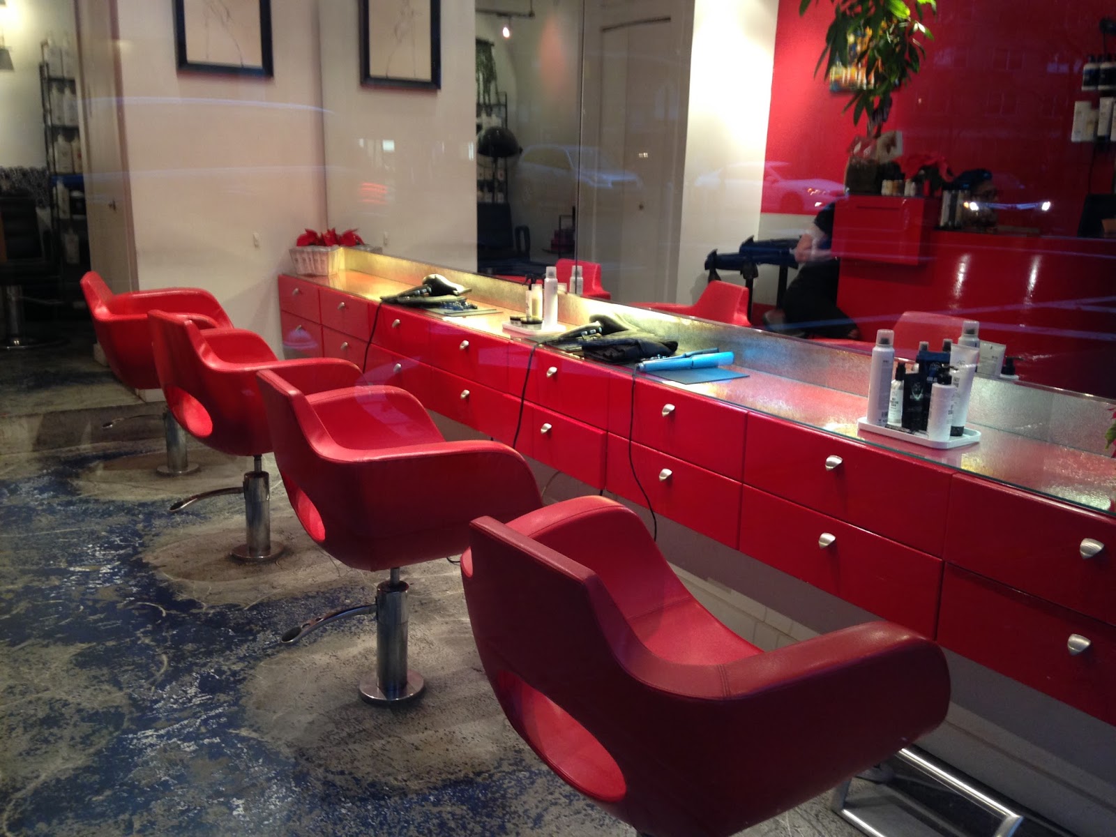 Photo of Gina Le Salon in New York City, New York, United States - 1 Picture of Point of interest, Establishment, Hair care