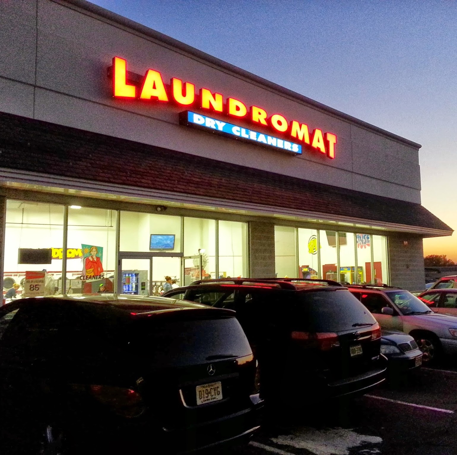 Photo of Laundromat @Fairview in Fairview City, New Jersey, United States - 1 Picture of Point of interest, Establishment, Laundry