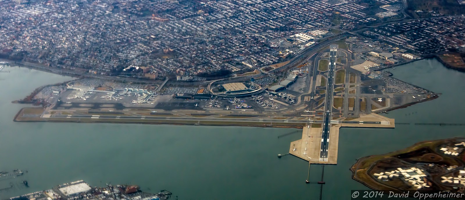 Photo of LaGuardia Airport in New York City, New York, United States - 5 Picture of Point of interest, Establishment, Airport