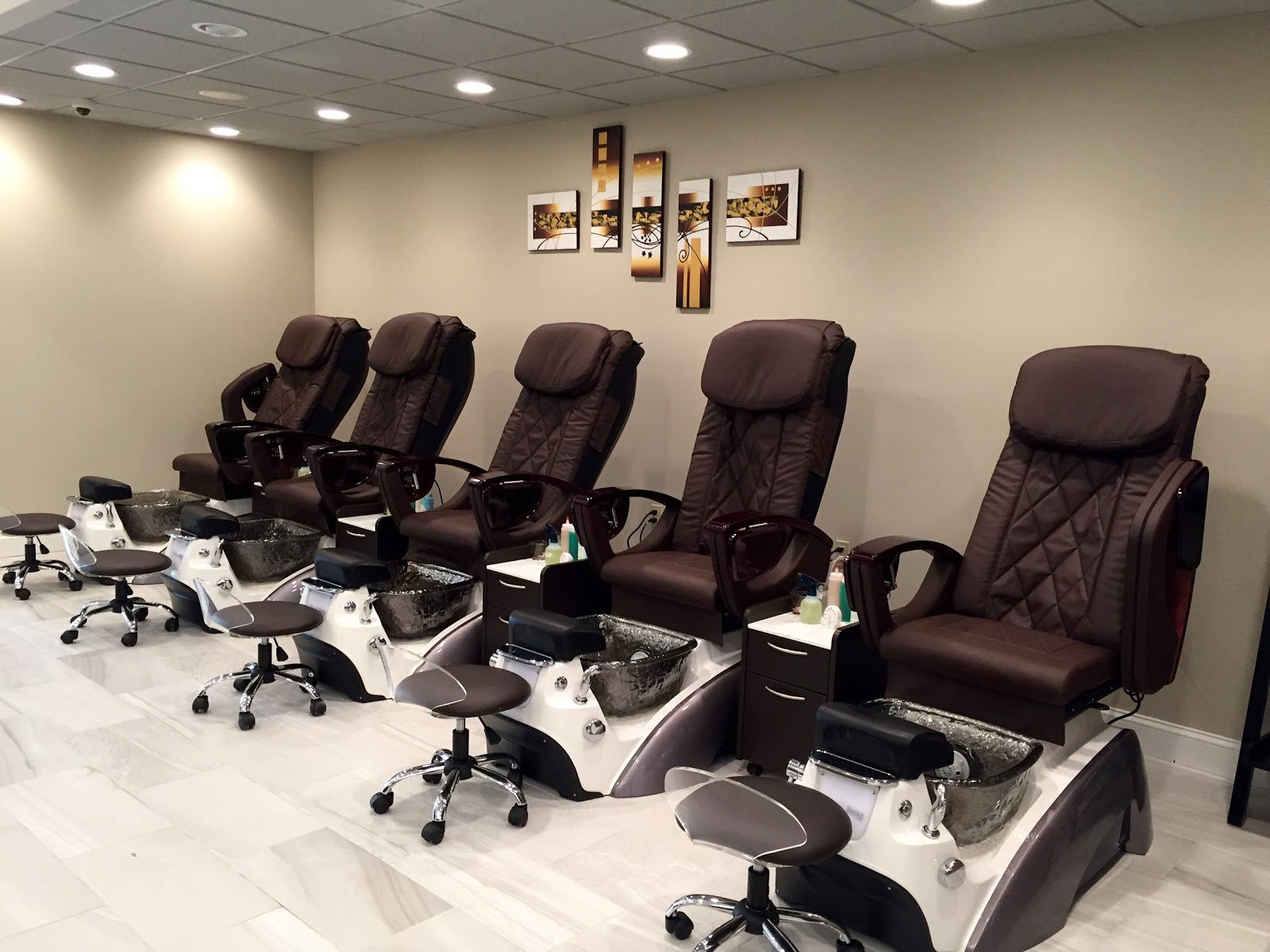 Photo of GC Nail & Spa in Garden City, New York, United States - 2 Picture of Point of interest, Establishment, Beauty salon, Hair care