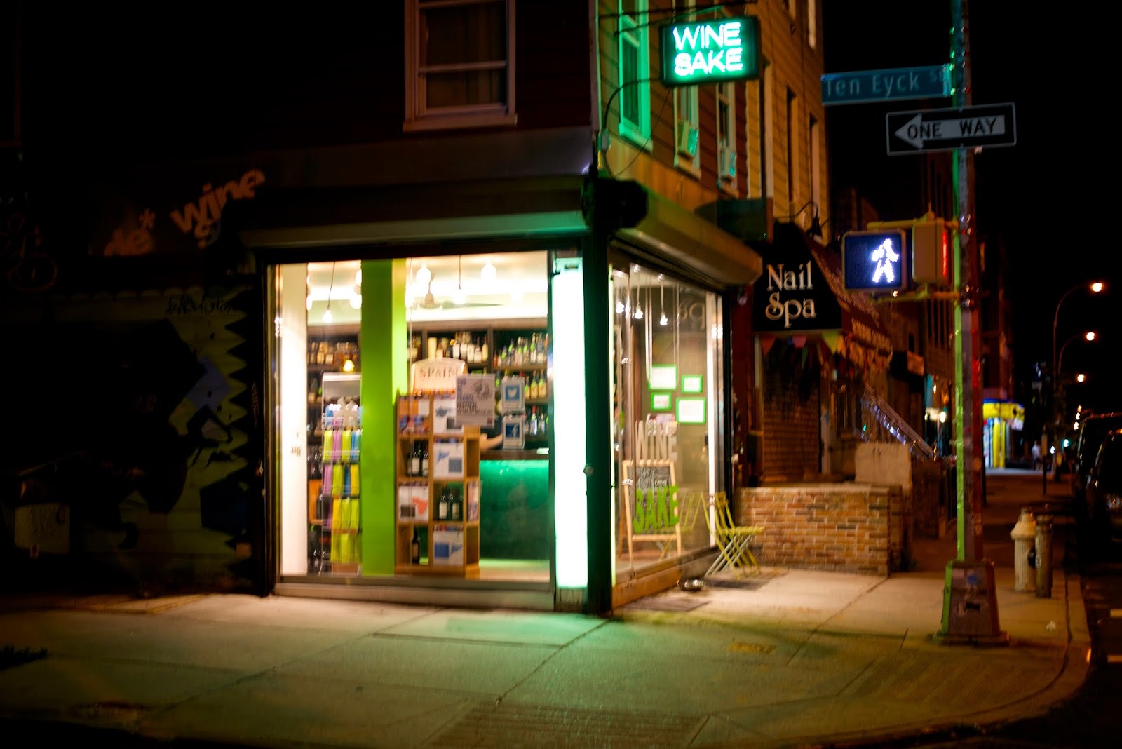 Photo of De Wine Spot in Kings County City, New York, United States - 2 Picture of Food, Point of interest, Establishment, Store, Liquor store