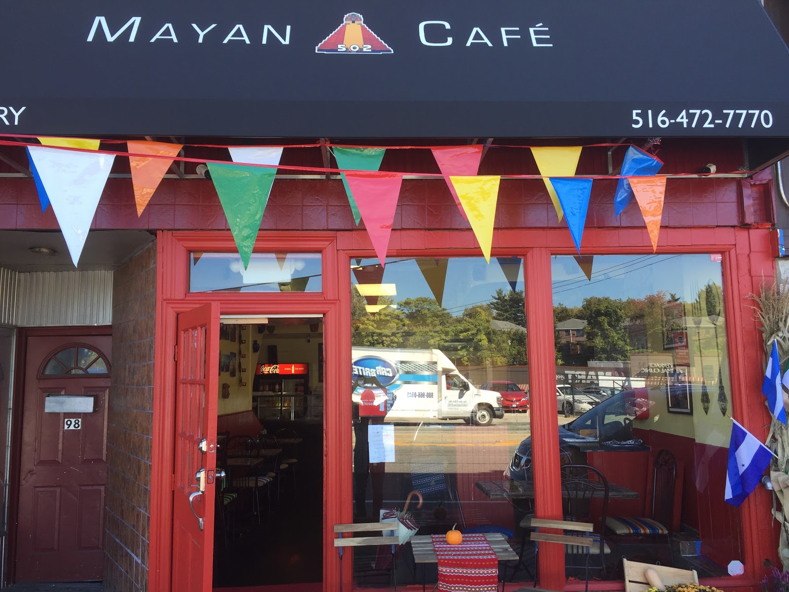 Photo of Mayan 502 Café in Great Neck City, New York, United States - 2 Picture of Restaurant, Food, Point of interest, Establishment, Store, Bakery