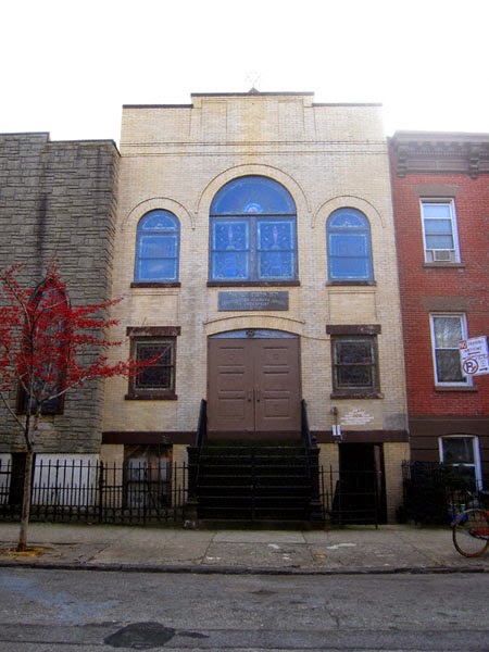 Photo of Greenpoint Shul in Brooklyn City, New York, United States - 2 Picture of Point of interest, Establishment, Place of worship, Synagogue