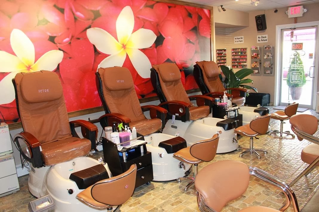 Photo of Gi gi Nails Spa Corporation. in Weehawken City, New Jersey, United States - 2 Picture of Point of interest, Establishment, Health, Spa, Beauty salon, Hair care