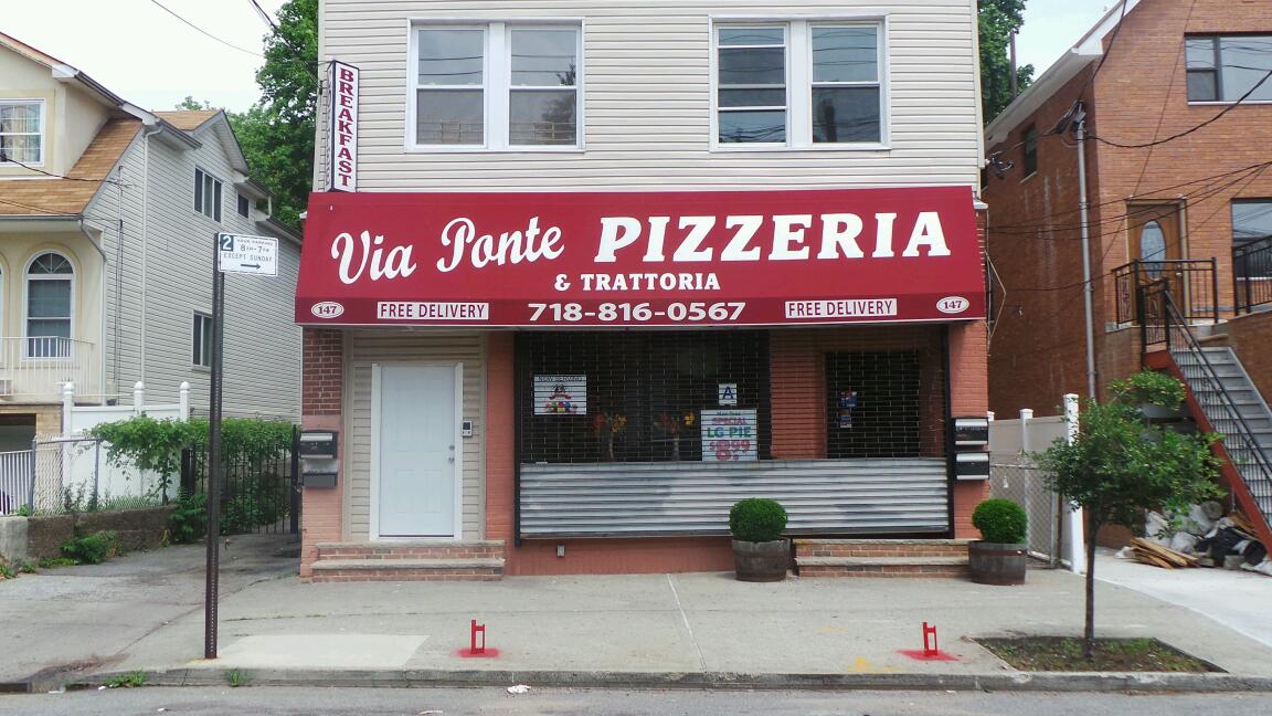 Photo of Via Ponte Pizzeria in Staten Island City, New York, United States - 1 Picture of Restaurant, Food, Point of interest, Establishment