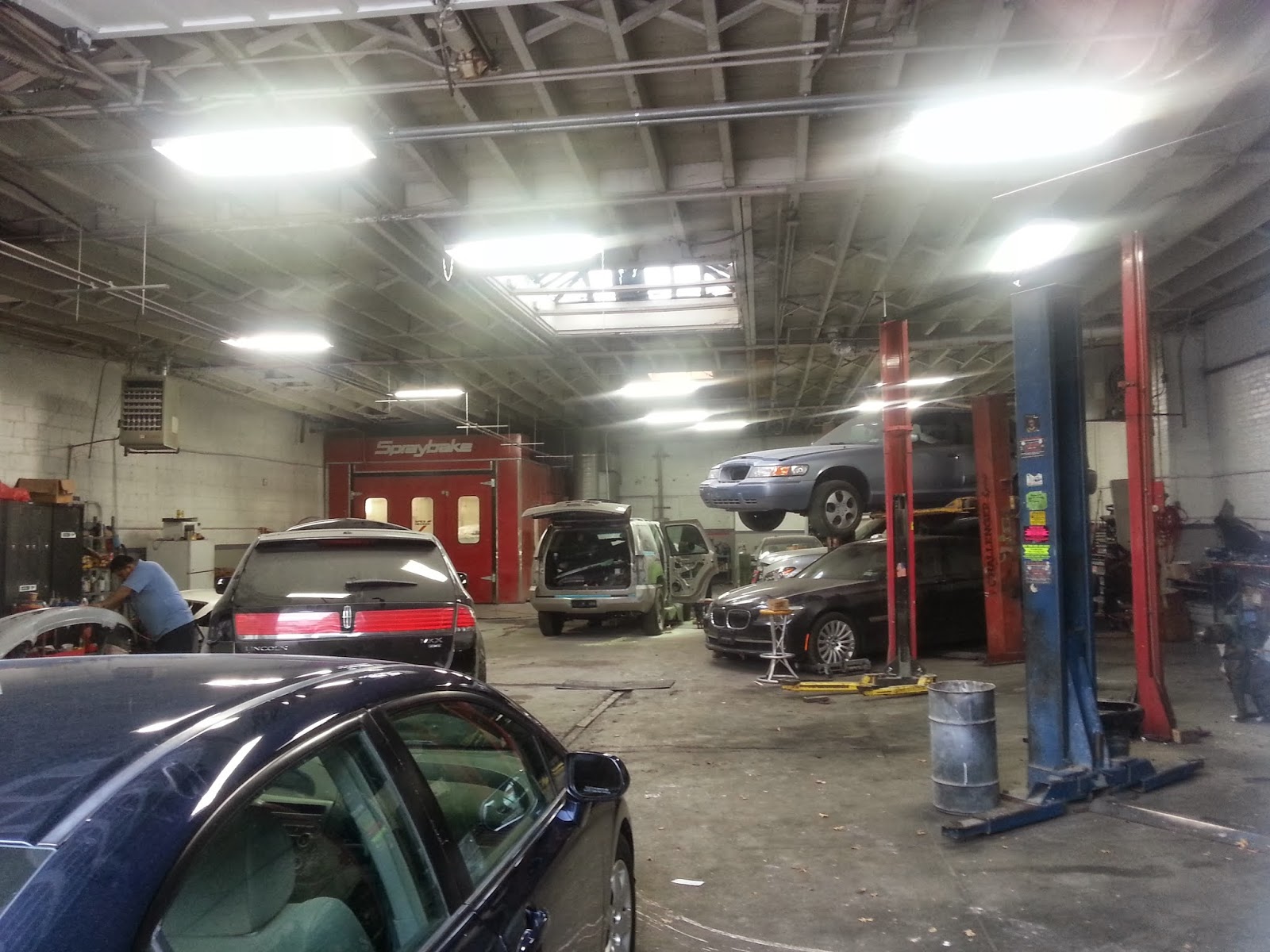 Photo of Distinctive Auto Collision in Queens City, New York, United States - 4 Picture of Point of interest, Establishment, Store, Car repair