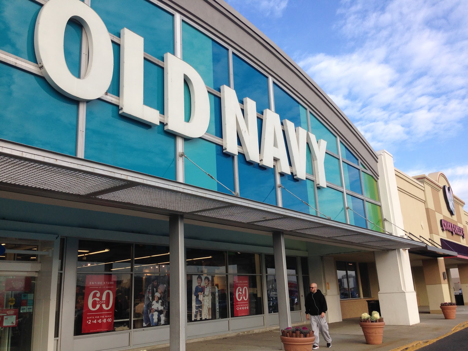 Photo of Old Navy in Hudson City, New Jersey, United States - 1 Picture of Point of interest, Establishment, Store, Clothing store