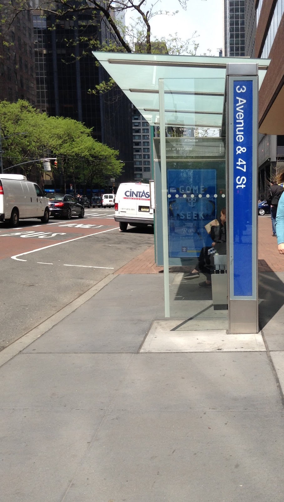 Photo of 3 Av/E 47 St in New York City, New York, United States - 1 Picture of Point of interest, Establishment, Bus station, Transit station