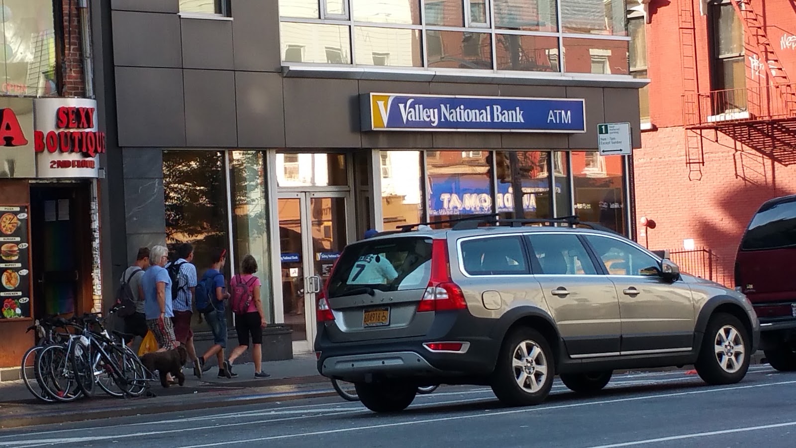 Photo of Valley National Bank in New York City, New York, United States - 1 Picture of Point of interest, Establishment, Finance, Atm, Bank