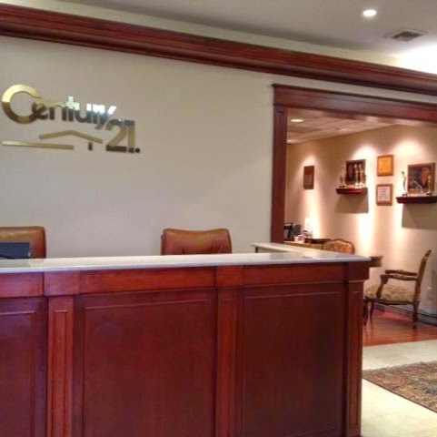 Photo of Century 21 Crest Real Estate in Pequannock Township City, New Jersey, United States - 7 Picture of Point of interest, Establishment, Real estate agency