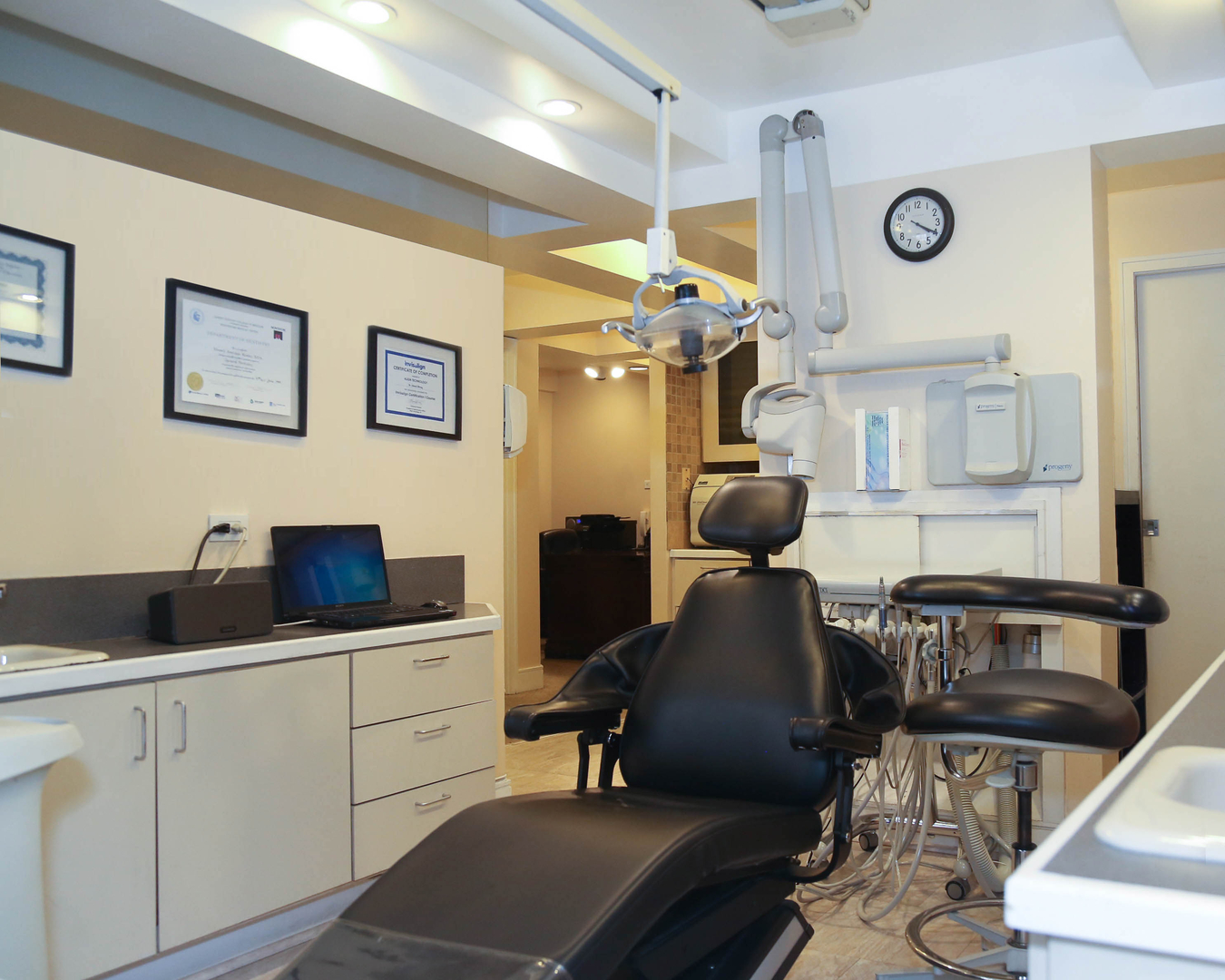 Photo of Edward Alvarez, DDS, PC in New York City, New York, United States - 2 Picture of Point of interest, Establishment, Health, Dentist