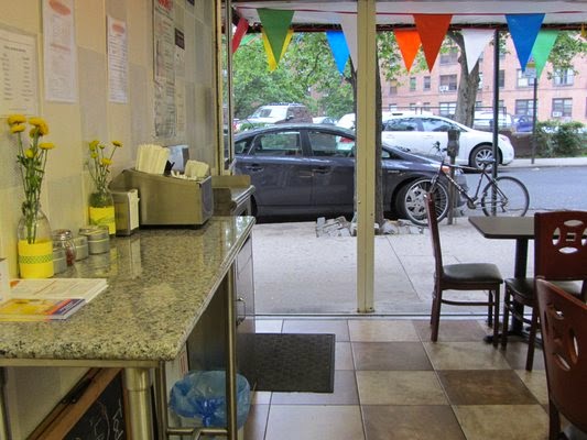 Photo of TuArepa Pizza Cafe in Forest Hills City, New York, United States - 3 Picture of Restaurant, Food, Point of interest, Establishment, Meal delivery
