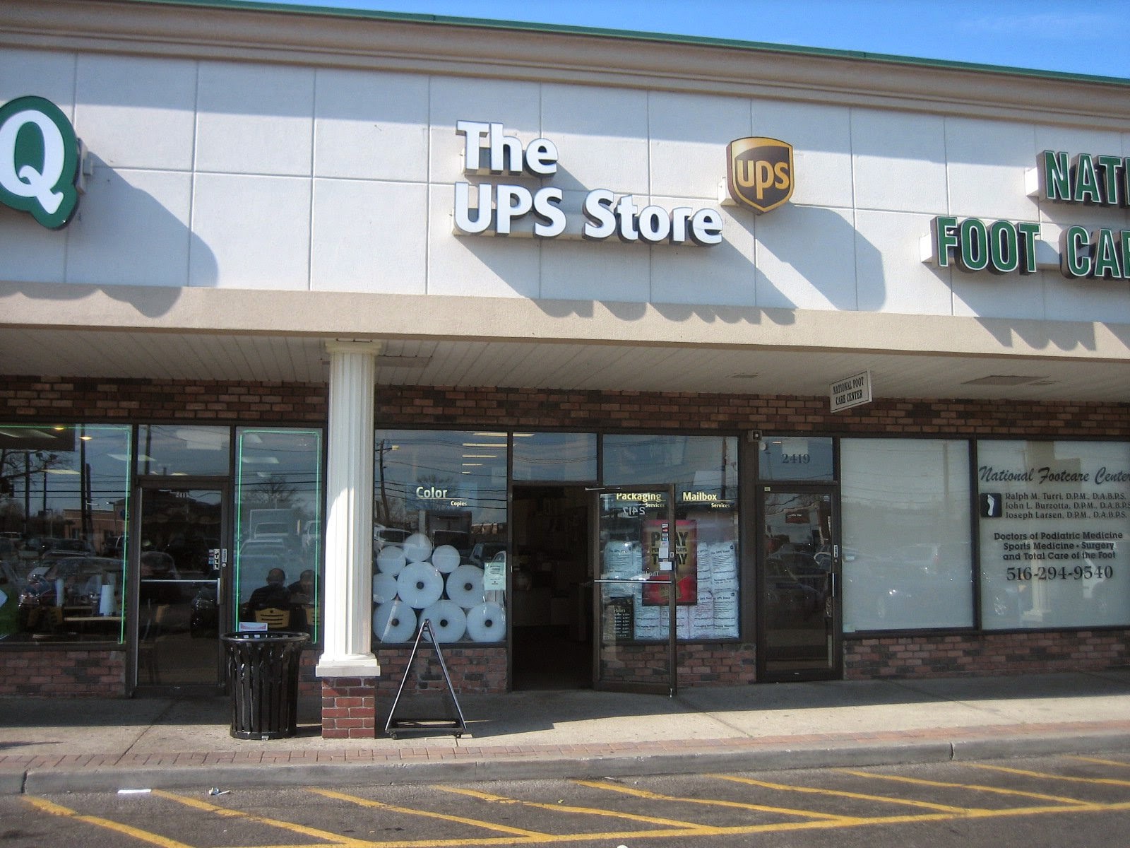 Photo of The UPS Store in Garden City Park, New York, United States - 1 Picture of Point of interest, Establishment, Finance, Store
