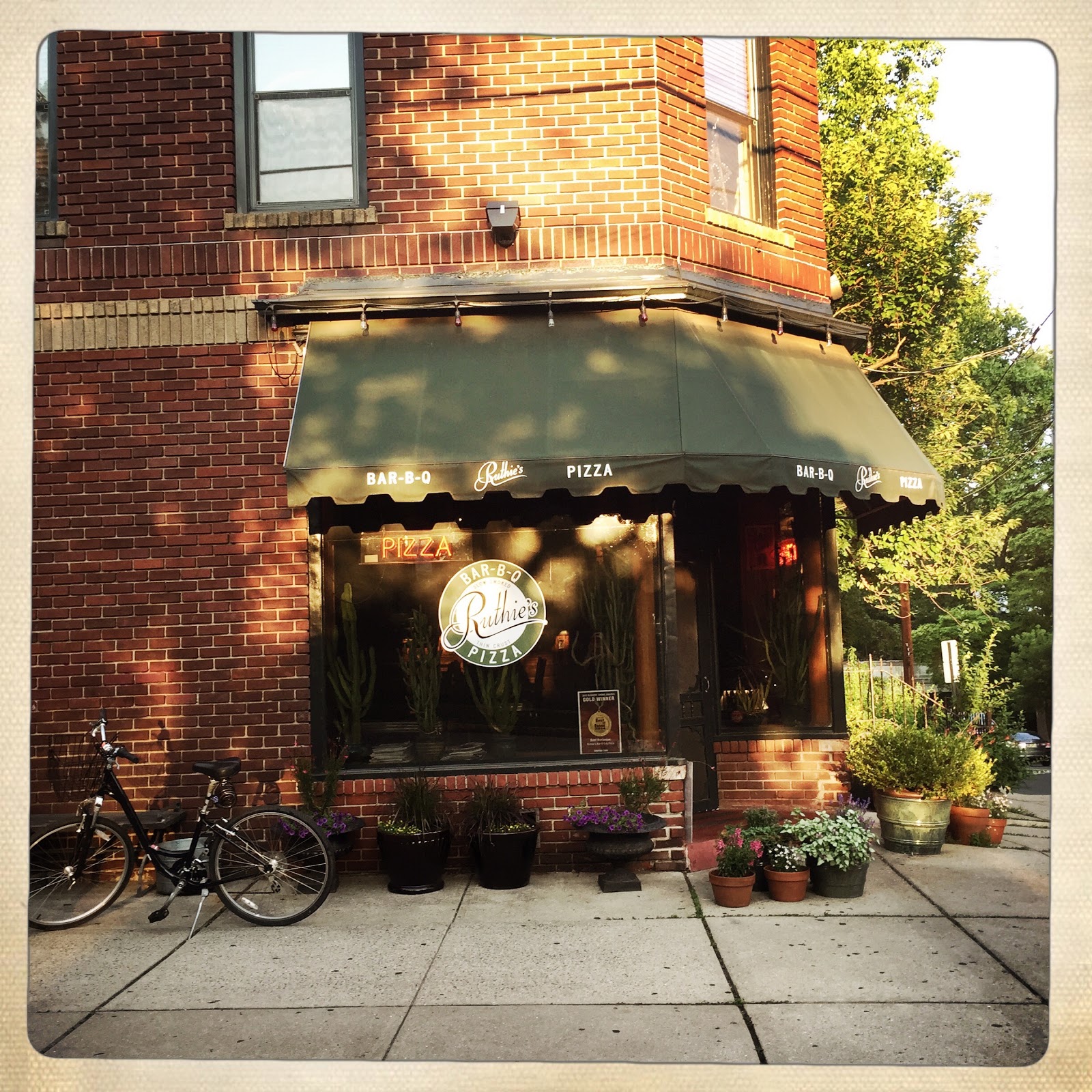 Photo of Ruthie's Bar-B-Q & Pizza in Montclair City, New Jersey, United States - 2 Picture of Restaurant, Food, Point of interest, Establishment