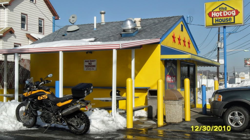 Photo of Hot Dog House in Carlstadt City, New Jersey, United States - 1 Picture of Restaurant, Food, Point of interest, Establishment