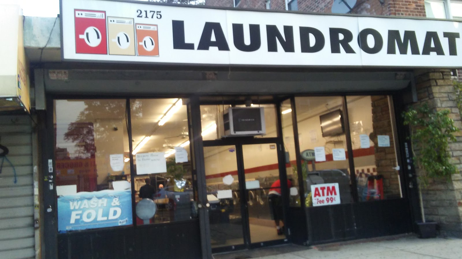 Photo of Laundromat in Bronx City, New York, United States - 1 Picture of Point of interest, Establishment, Laundry