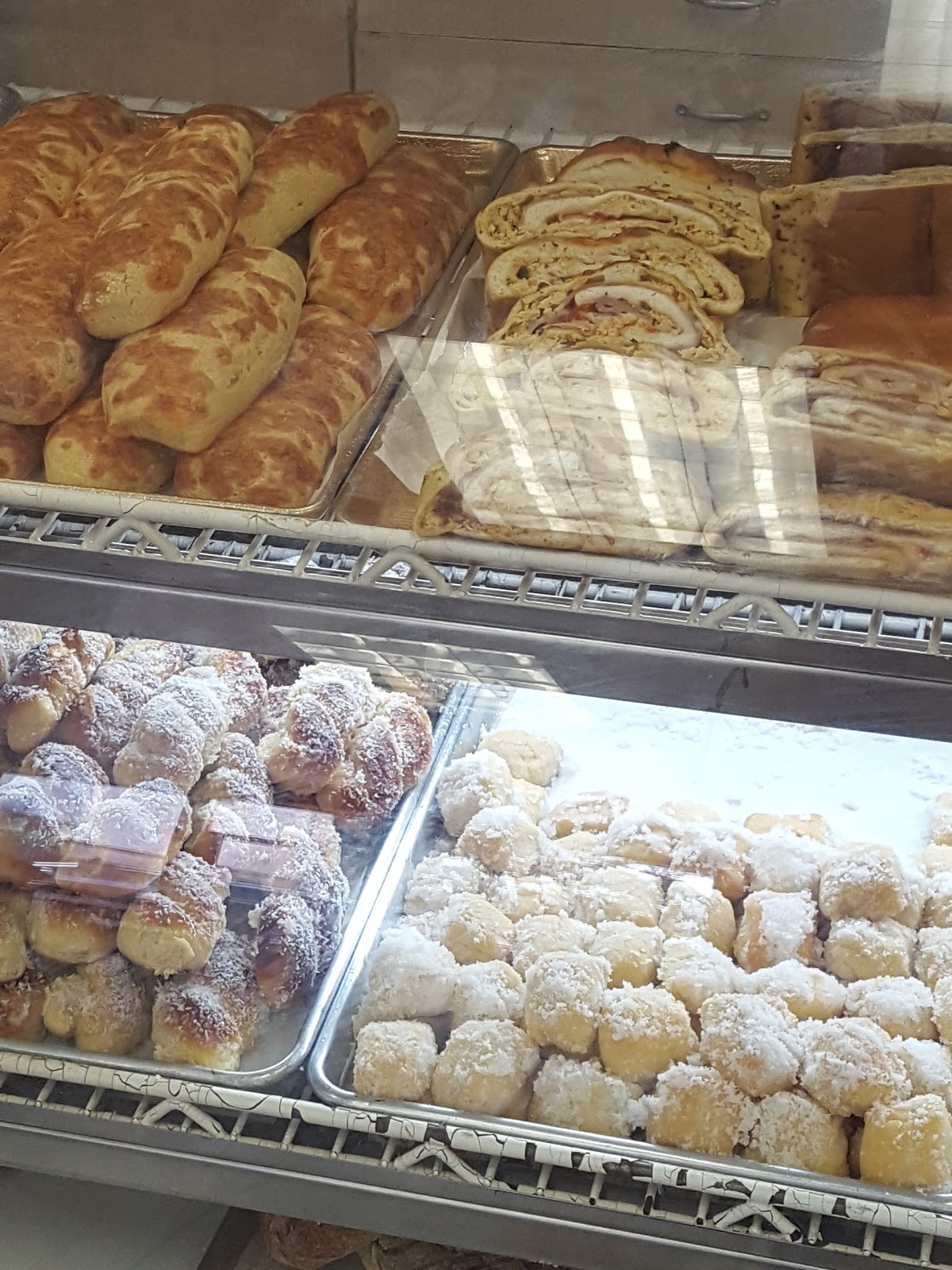 Photo of Pao Da Vida Bakery in Newark City, New Jersey, United States - 4 Picture of Food, Point of interest, Establishment, Cafe