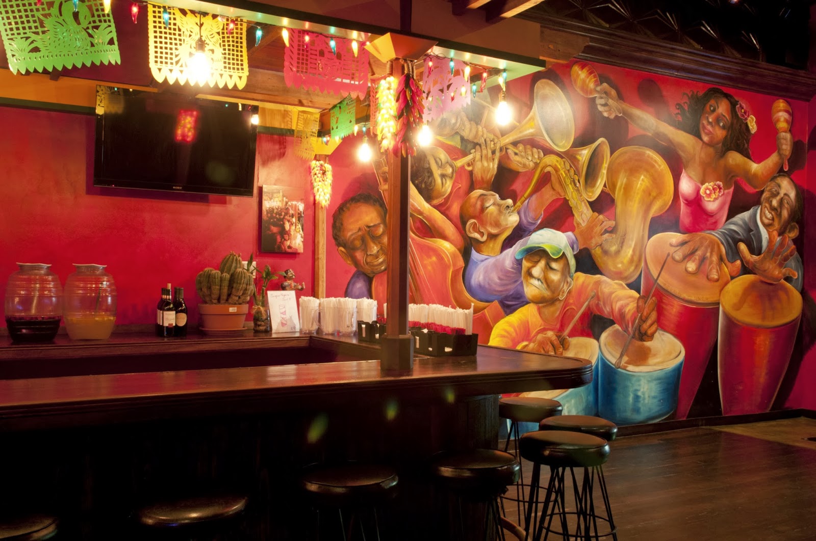 Photo of Gonzalez y Gonzalez in New York City, New York, United States - 6 Picture of Restaurant, Food, Point of interest, Establishment, Bar, Night club