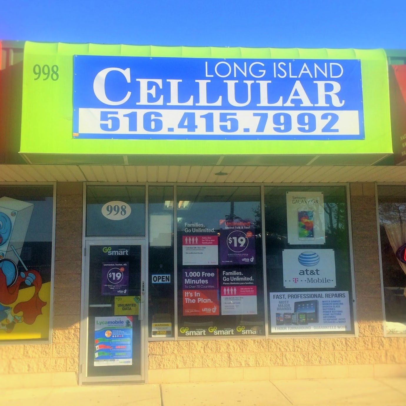 Photo of Long Island Cellular T-Mobile Authorized Dealer in Baldwin City, New York, United States - 1 Picture of Point of interest, Establishment, Store, Electronics store