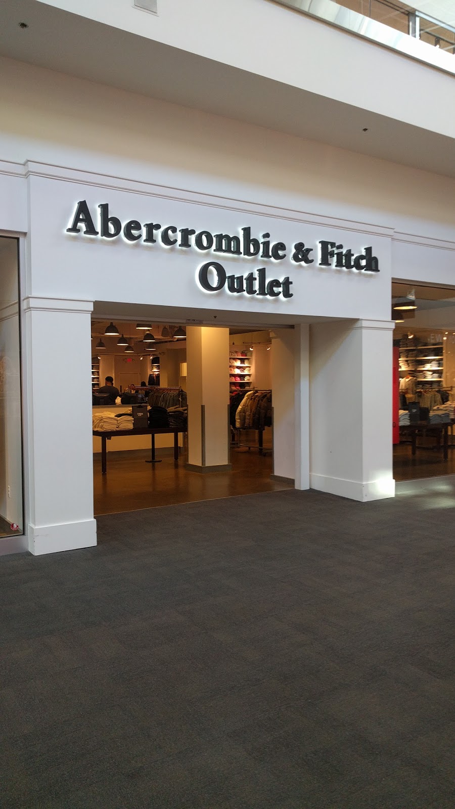 Photo of Abercrombie Kids in Elizabeth City, New Jersey, United States - 1 Picture of Point of interest, Establishment, Store, Clothing store
