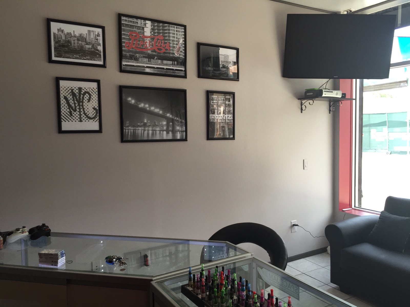 Photo of Vape Blvd in Queens City, New York, United States - 4 Picture of Point of interest, Establishment, Store
