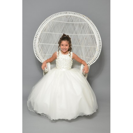Photo of vestidos de primera comunion first coummunion dresses boys first communion in Paterson City, New Jersey, United States - 4 Picture of Point of interest, Establishment, Store, Clothing store